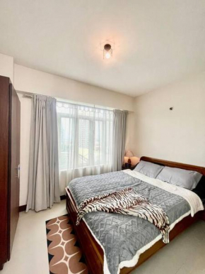 Elevated Staycation BGC Venice Grand Canal